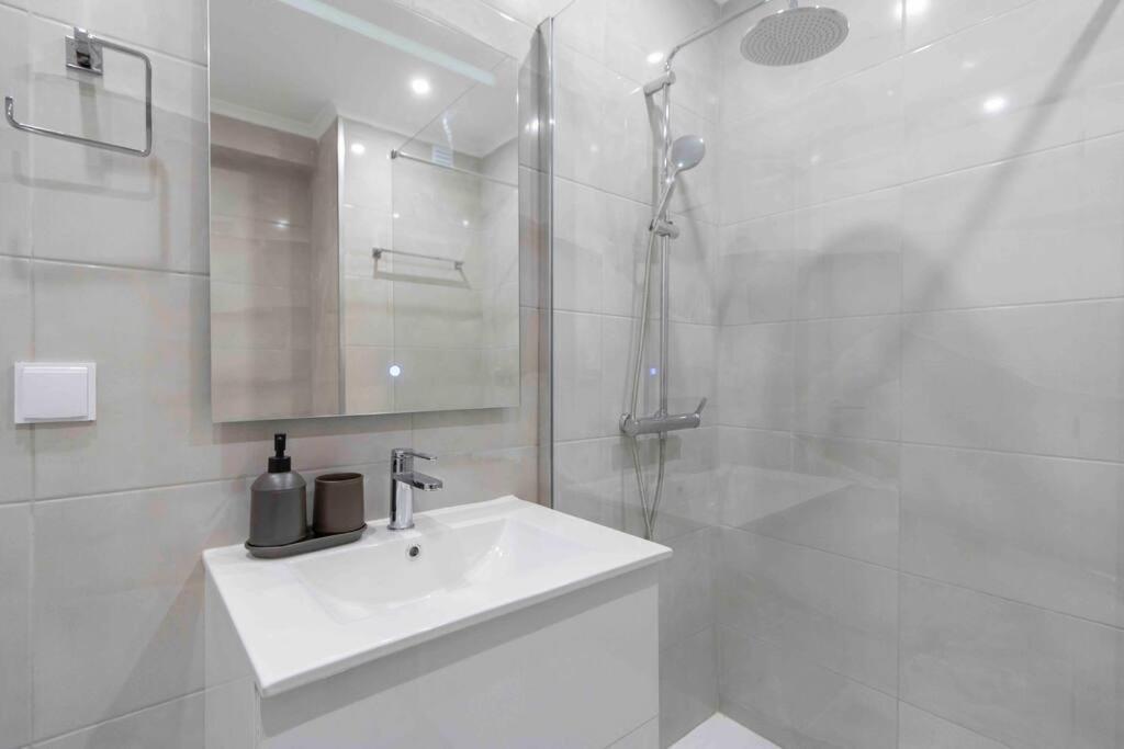 Modern Apartment Beach View Armação de Pêra Exterior foto