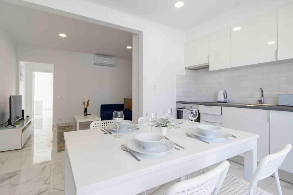 Modern Apartment Beach View Armação de Pêra Exterior foto